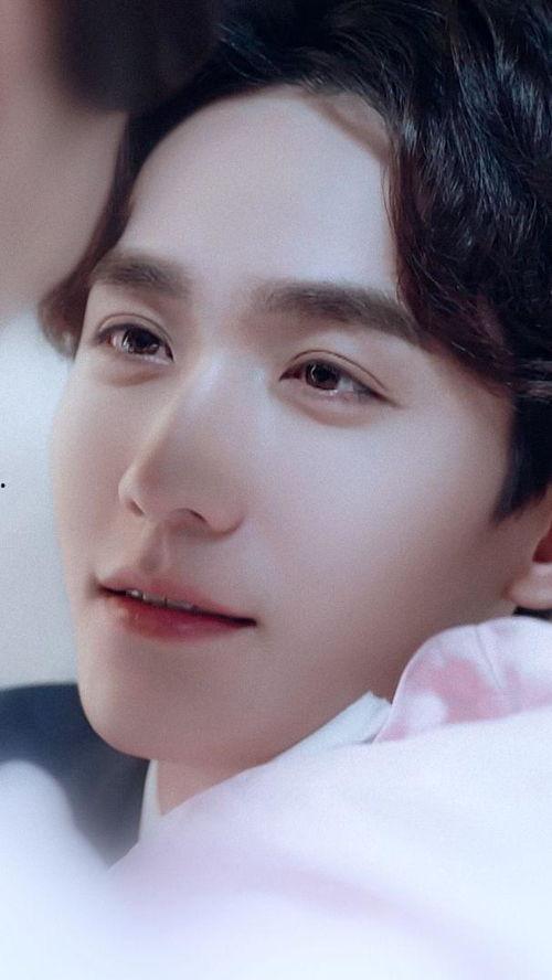 朱一龙高清照片,魅力四溢，演绎不凡风采